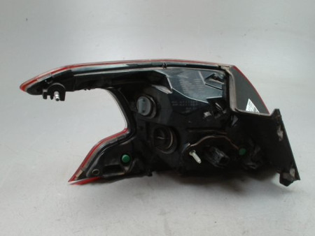 FEU ARRIERE DROIT PEUGEOT 308 2011-