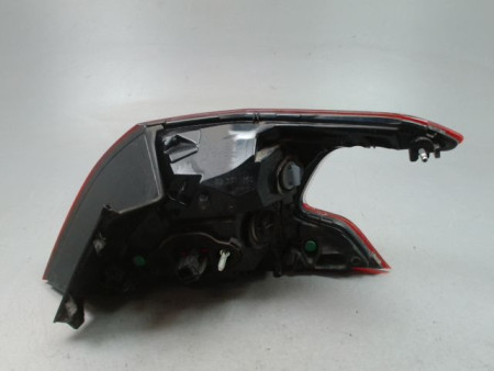 FEU ARRIERE GAUCHE  PEUGEOT 308 2011-