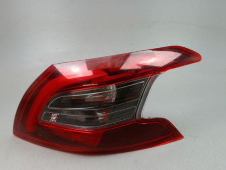 FEU ARRIERE DROIT PEUGEOT 308 2011-