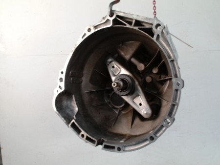 BOITE A VITESSE MECANIQUE B.M.W. SERIE 1 118 d