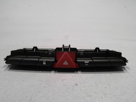 BOUTON DE WARNING PEUGEOT 308 2009