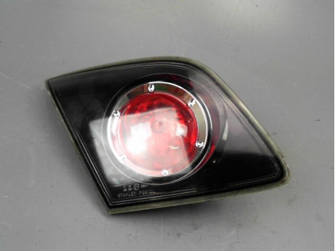 FEU ARRIERE INTERIEUR GAUCHE MAZDA 3 I Phase 1 2003-2006