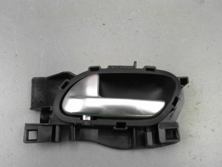 POIGNEE INTERIEURE PORTE AVANT GAUCHE PEUGEOT 208 2016