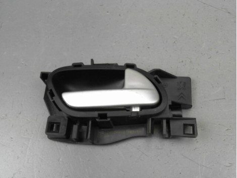 POIGNEE INTERIEURE PORTE AVANT DROIT PEUGEOT 207 2006-2013