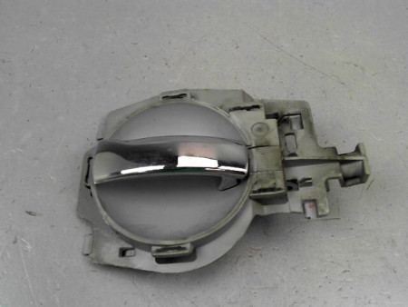 POIGNEE INTERIEURE PORTE AVANT DROIT CITROEN C3 2006