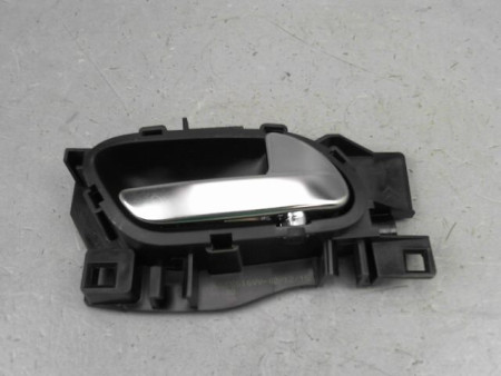POIGNEE INTERIEURE PORTE AVANT DROIT PEUGEOT 208 2016