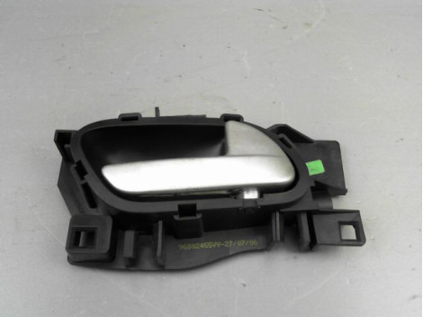 POIGNEE INTERIEURE PORTE AVANT DROIT PEUGEOT 207 2006-2013
