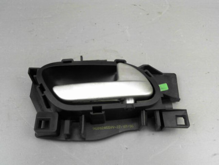 POIGNEE INTERIEURE PORTE AVANT DROIT PEUGEOT 207 2006