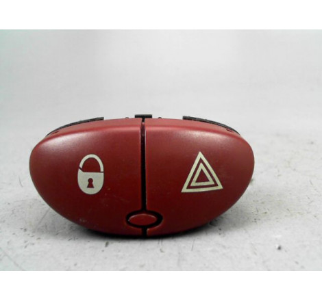 BOUTON DE WARNING PEUGEOT 206