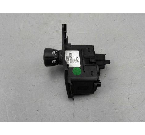 COMMANDE REGULATEUR DE VITESSE RENAULT SCENIC MONOSP. II Phase 2 2006-2009