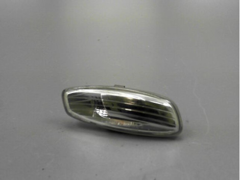 REPETITEUR AILE DROIT PEUGEOT 207 2006-2013