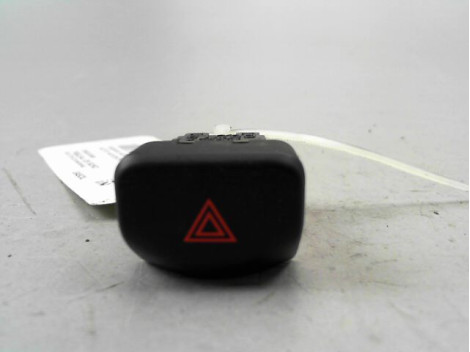 BOUTON DE WARNING NISSAN NOTE I Phase 1 2006-2009