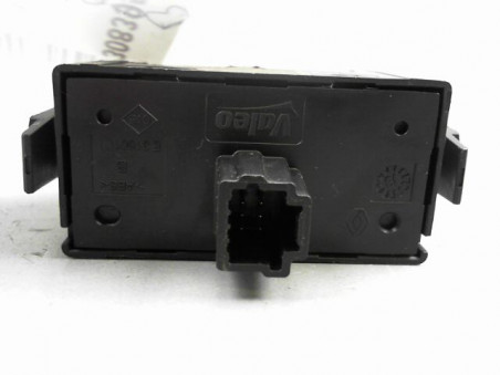 BOUTON DE WARNING DACIA SANDERO 2013