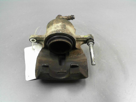 ETRIER DE FREIN AVANT DROIT TOYOTA RAV4 2007