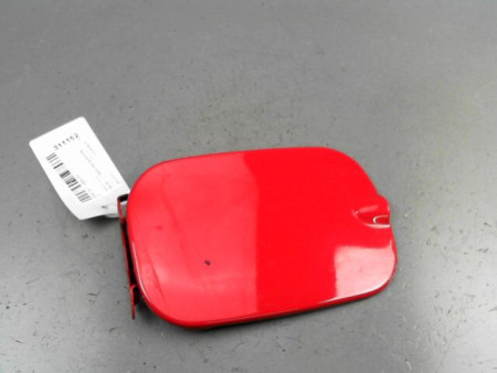 VOLET DE TRAPPE CARBURANT DACIA SANDERO 2010
