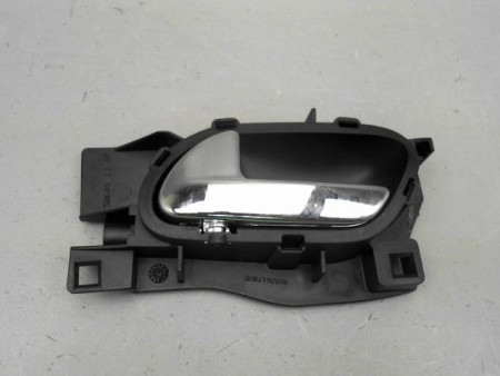 POIGNEE INTERIEURE PORTE AVANT GAUCHE PEUGEOT 407 2005