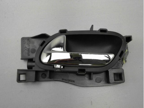 POIGNEE INTERIEURE PORTE AVANT GAUCHE PEUGEOT 407 BERL. Phase 2 2008-2011