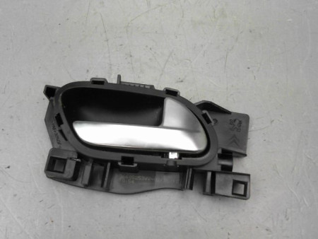 POIGNEE INTERIEURE PORTE AVANT DROIT PEUGEOT 208 2013