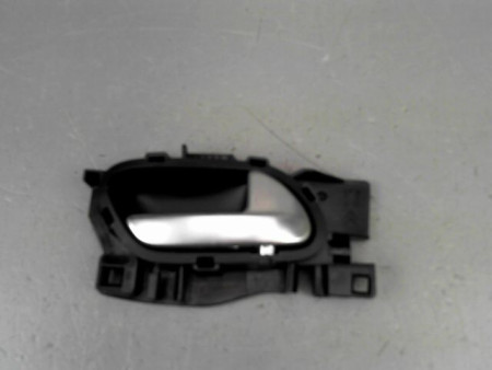 POIGNEE INTERIEURE PORTE AVANT DROIT PEUGEOT 208 2016