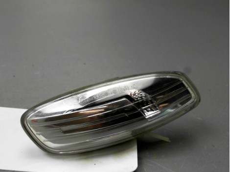 REPETITEUR AILE DROIT PEUGEOT 207 2006-2013
