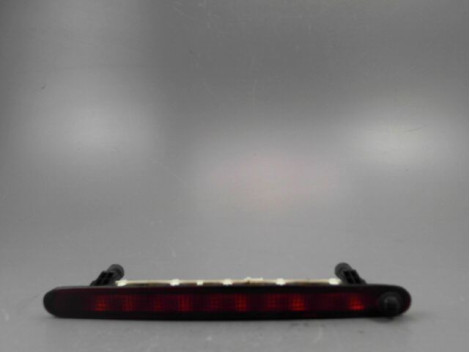 FEUX STOP SUPPLEMENTAIRE SUZUKI SWIFT III 2005-2011