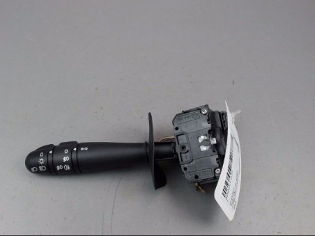 COMMANDE ECLAIRAGE RENAULT CLIO 2011