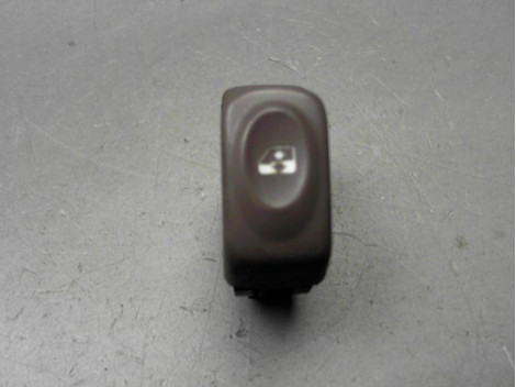 COMMANDE LEVE-GLACE PORTE AVD RENAULT TWINGO I Phase 1 1993-1998