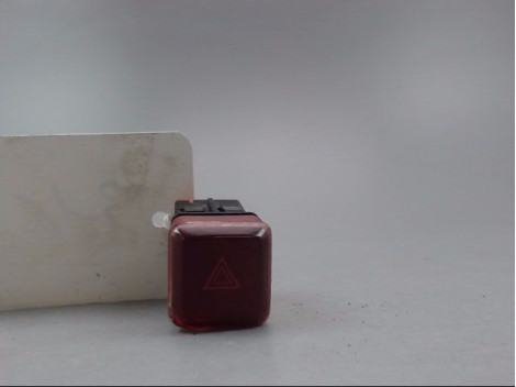 BOUTON DE WARNING CITROEN C3 PICASSO MONOSP. Phase 1 2009-...