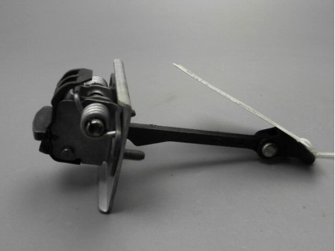 TIRANT PORTE AVANT DROIT PEUGEOT 308 2009-