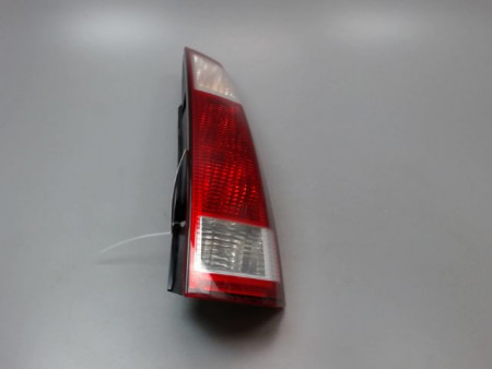 FEU ARRIERE DROIT OPEL MERIVA 2004