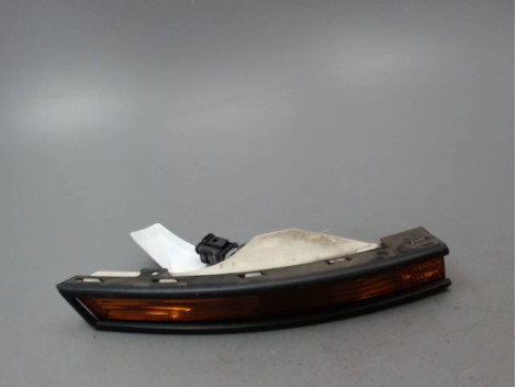 CLIGNOTANT DROIT VOLKSWAGEN PASSAT SW 2005-