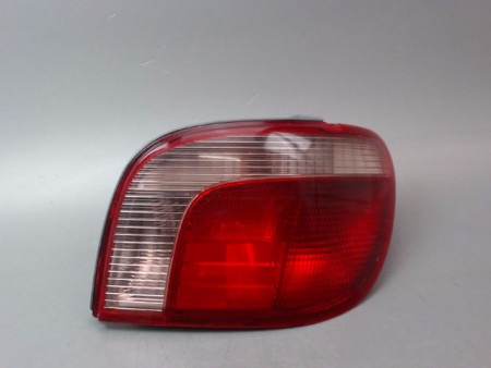 FEU ARRIERE DROIT TOYOTA YARIS I Phase 1 1999-2003