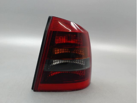 FEU ARRIERE DROIT OPEL ASTRA COUPE 2000-