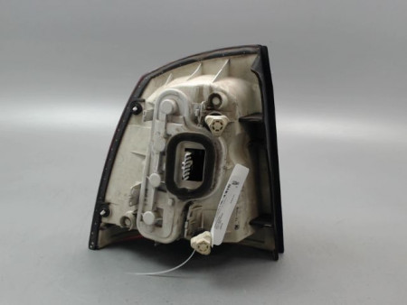 FEU ARRIERE DROIT OPEL ASTRA COUPE 2000-