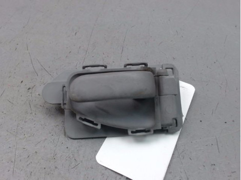 POIGNEE INTERIEURE PORTE AVANT GAUCHE CITROEN XSARA PICASSO MONOSP. 1999-2010