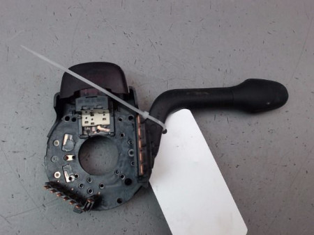 COMMANDE CLIGNOTANT VOLKSWAGEN GOLF III 1992-1997