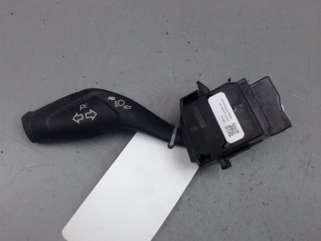 COMMANDE CLIGNOTANT FORD FOCUS III 2011-...