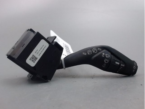 COMMANDE ESSUIE GLACE FORD FOCUS III 2011-...