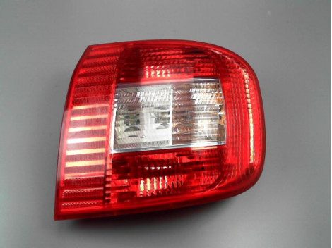 FEU ARRIERE DROIT FIAT MULTIPLA 2004-