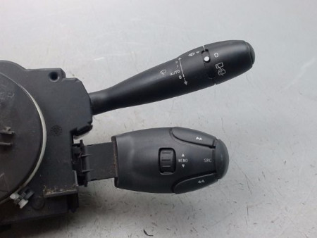 BLOC COMMODOS PEUGEOT 206 + 2009-2013