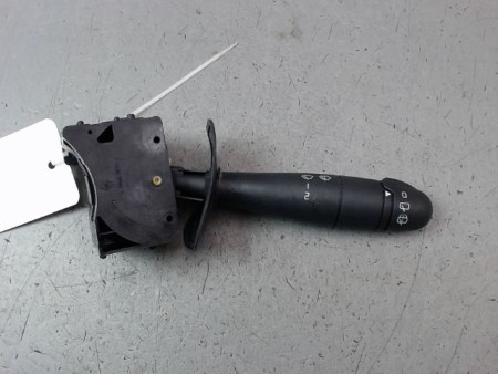 COMMANDE ESSUIE GLACE DACIA SANDERO I 2008-2012