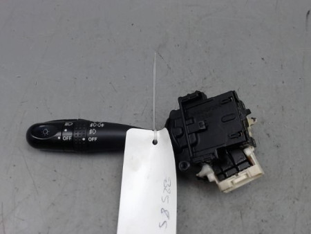 COMMANDE ECLAIRAGE TOYOTA COROLLA 2004-