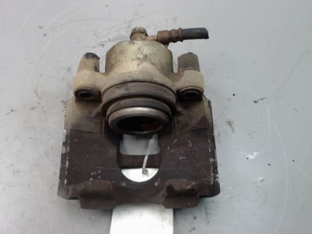 ETRIER DE FREIN AVANT DROIT TOYOTA YARIS 2005-