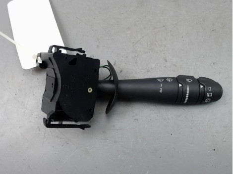 COMMANDE ESSUIE GLACE RENAULT TWINGO II Phase 1 2007-2011