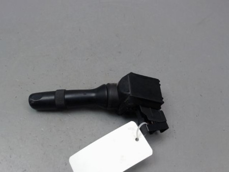 COMMANDE ESSUIE GLACE TOYOTA HILUX SIMPLE CABINE 2006-