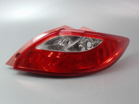 FEU ARRIERE DROIT MAZDA MAZDA 2