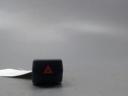 BOUTON DE WARNING NISSAN MICRA III Phase 1 2003-2005