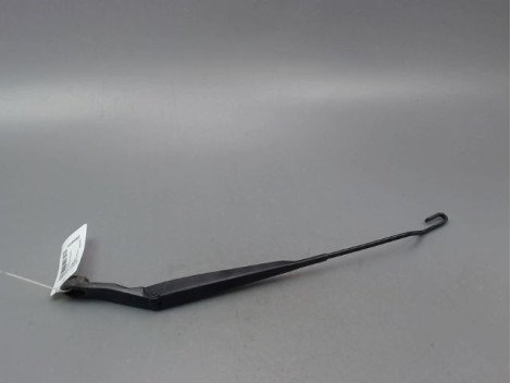 BRAS ESSUIE-GLACE AVANT DROIT NISSAN MICRA III Phase 1 2003-2005