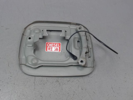 VOLET DE TRAPPE CARBURANT TOYOTA COROLLA VERSO 2002-2004