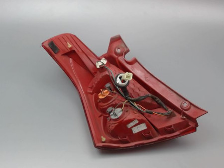 FEU ARRIERE DROIT SUZUKI SWIFT III 2005-2011